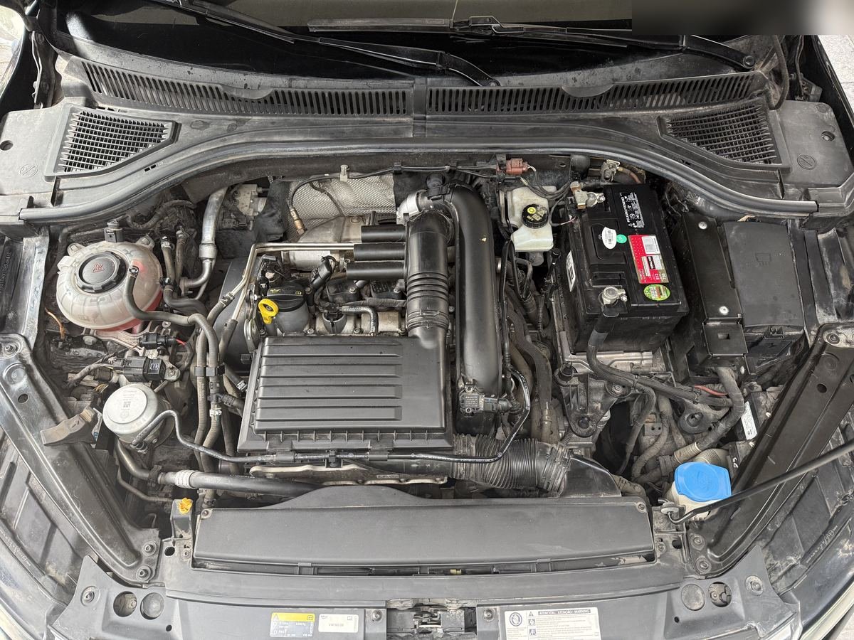 Motor 1.4 TSI · Volkswagen Jetta R-Line 2019